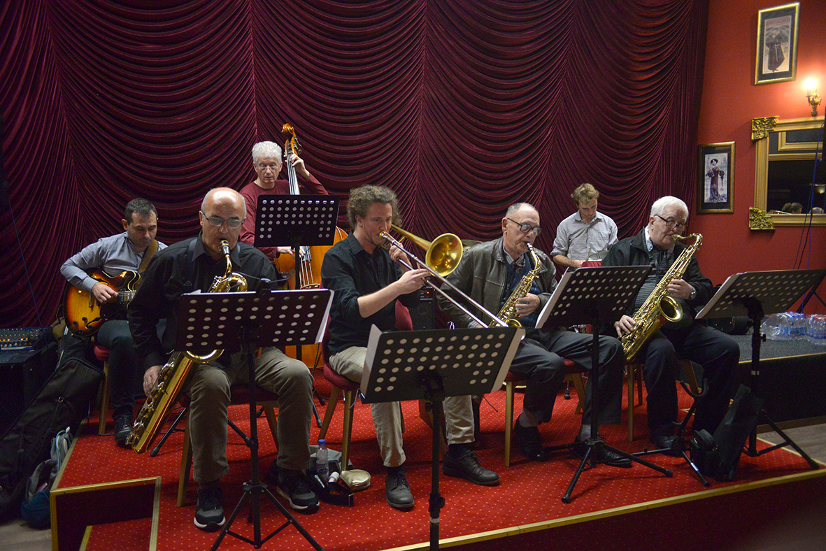 Ambire Band i Ivan Švager svirka - foto Aleksandar Plackov