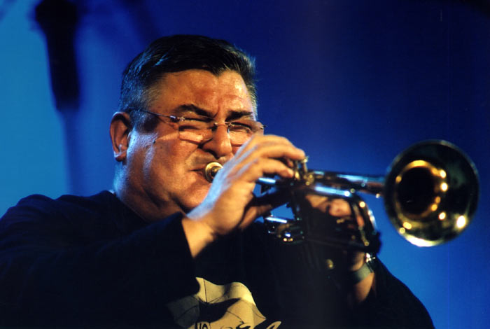 PRESS BILTEN   >  >  >