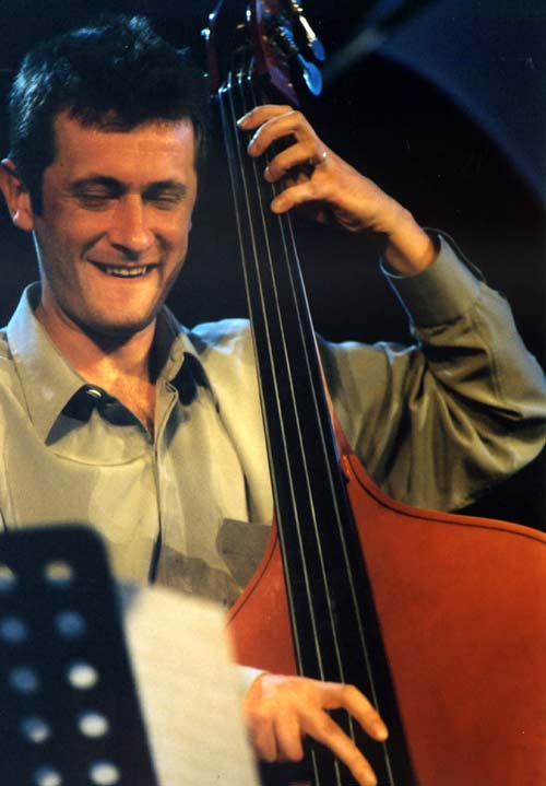 PRESS BILTEN   >  >  >