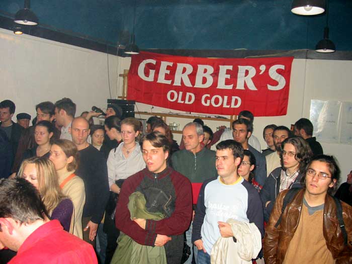 PRESS BILTEN   >  >  >