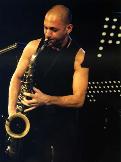 PRESS BILTEN   >  >  >